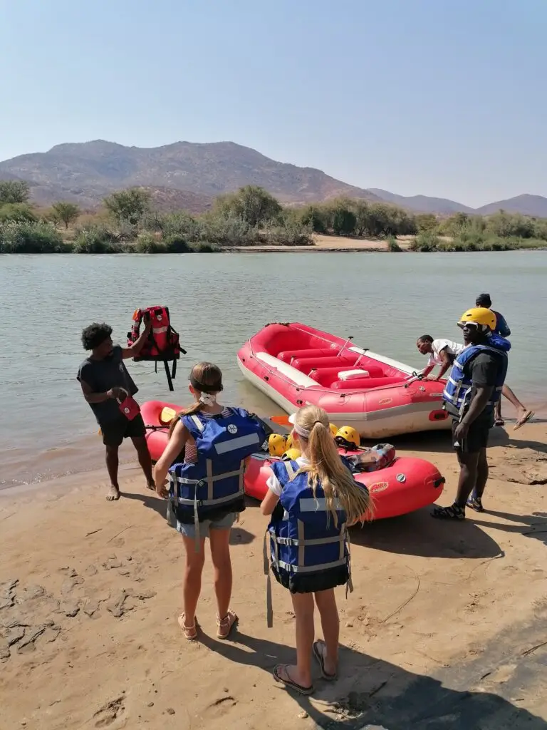 epupa falls lodge rafting activiting on kunene river