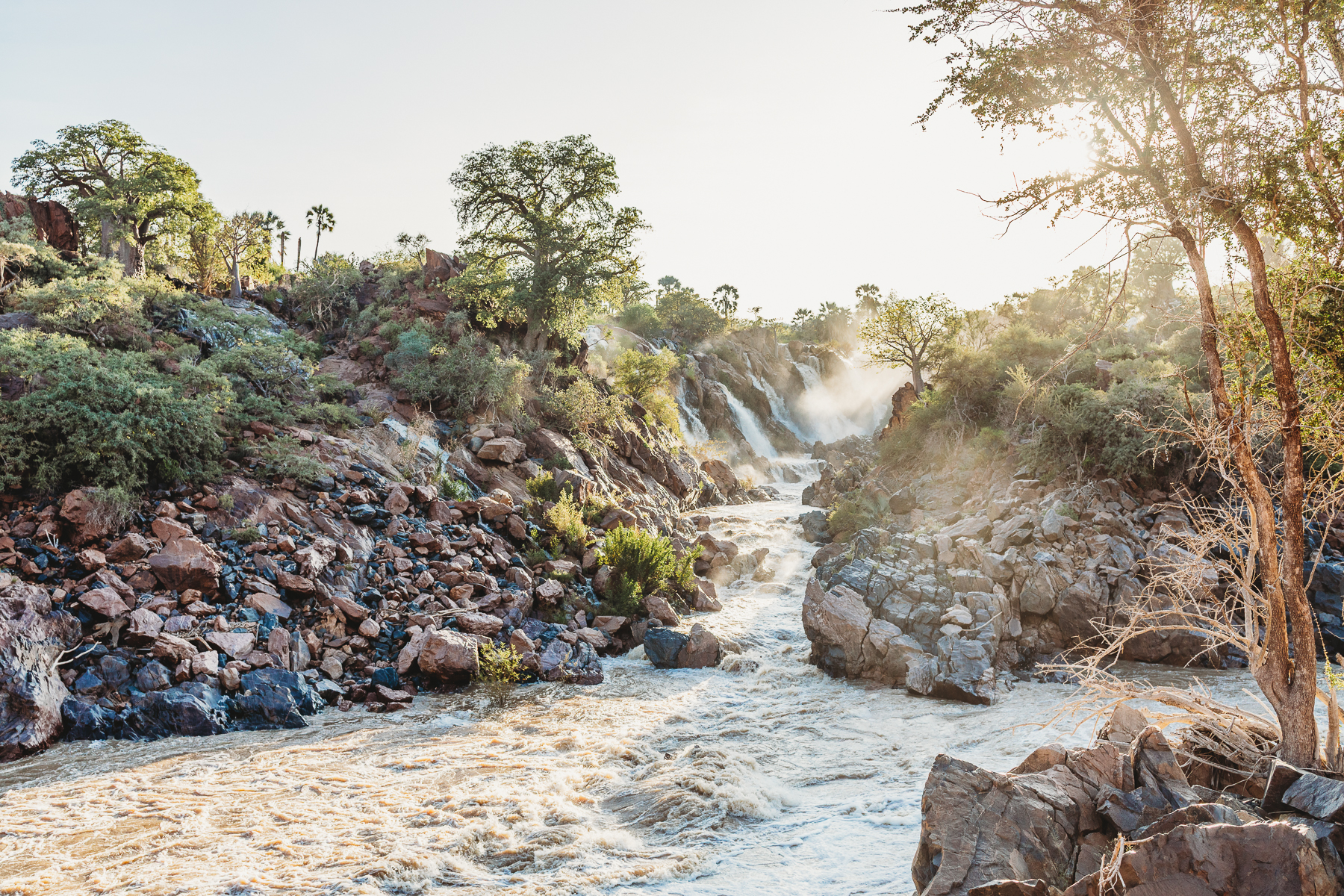 epupa falls walks along kunene river