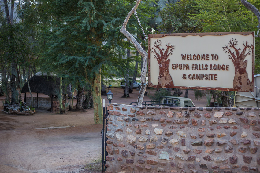 epupa falls lodge